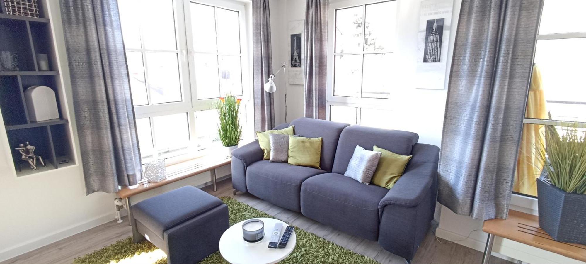 Grosszuegiges Helles Penthouse -Komplette Etage- Mit Balkon Und Stellplatz In Ruhiger Lage Kulmbach Exterior photo