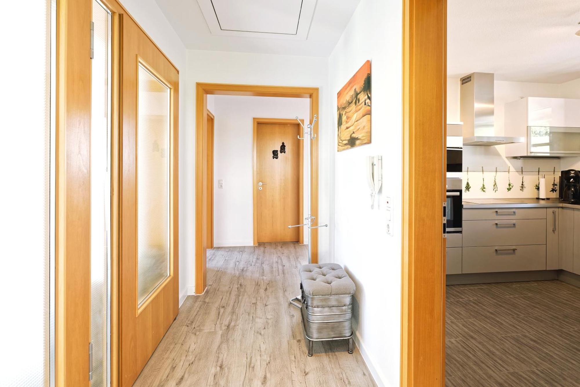 Grosszuegiges Helles Penthouse -Komplette Etage- Mit Balkon Und Stellplatz In Ruhiger Lage Kulmbach Exterior photo
